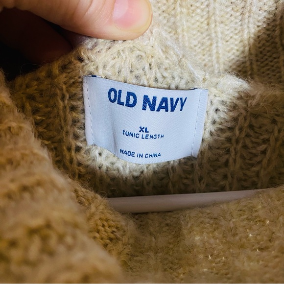Old Navy Women's Cowl Neck Sweater in Light Olive - Picture 6 of 6